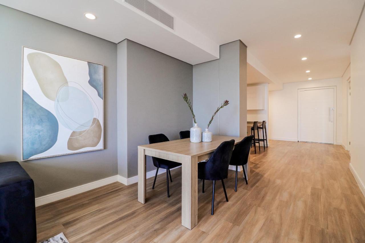 Reserved Suites Illovo 요하네스버그 외부 사진