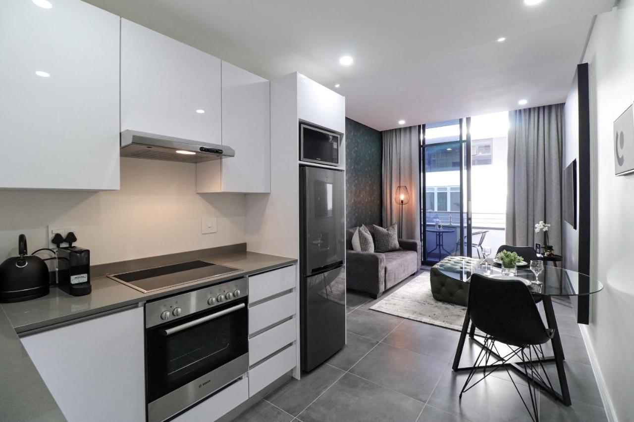 Reserved Suites Illovo 요하네스버그 외부 사진
