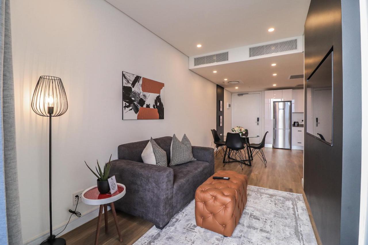 Reserved Suites Illovo 요하네스버그 외부 사진