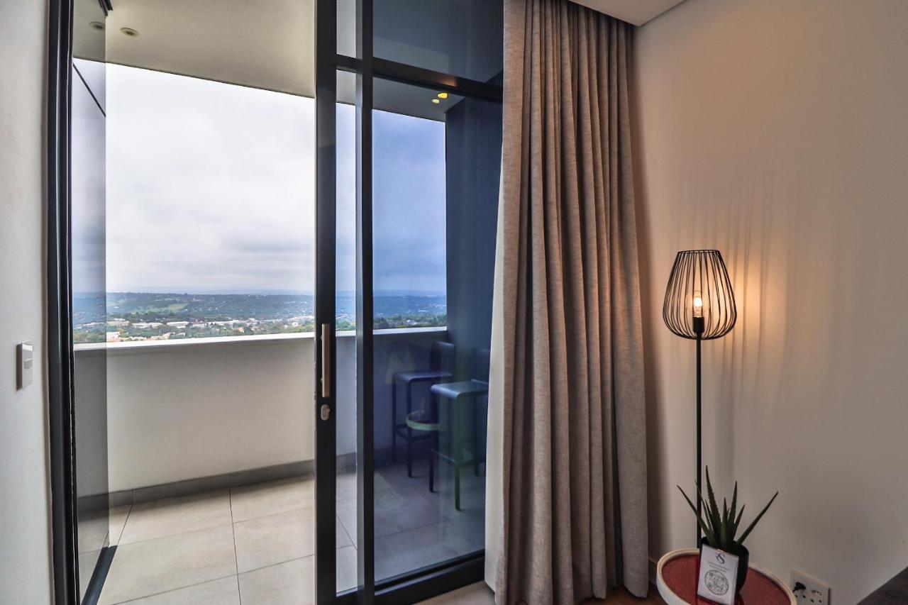 Reserved Suites Illovo 요하네스버그 외부 사진